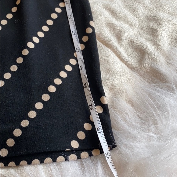 A Pea in a pond maturity midi dress - Picture 7 of 9